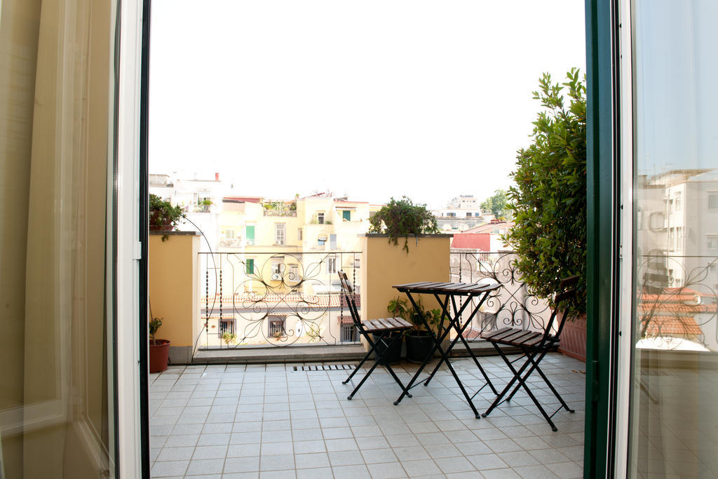 Nardones 48 Apartment Napoli Bagian luar foto