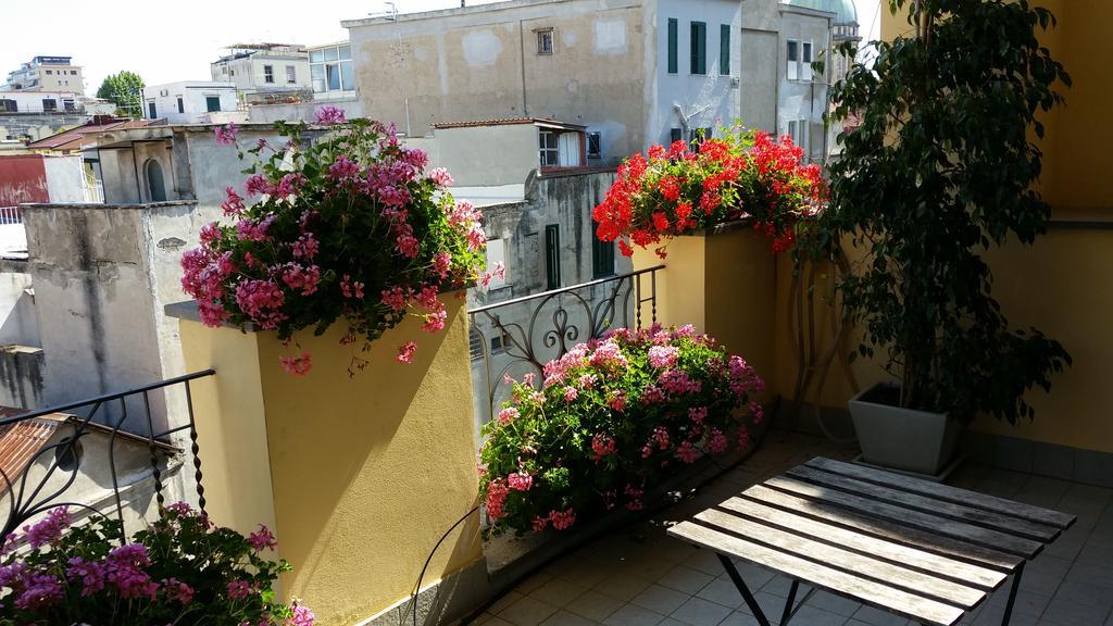 Nardones 48 Apartment Napoli Bagian luar foto